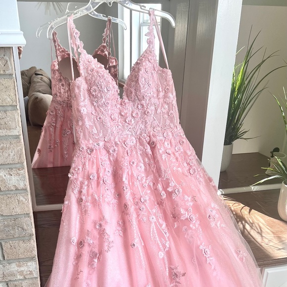 Prom Dress - Picture 2 of 5